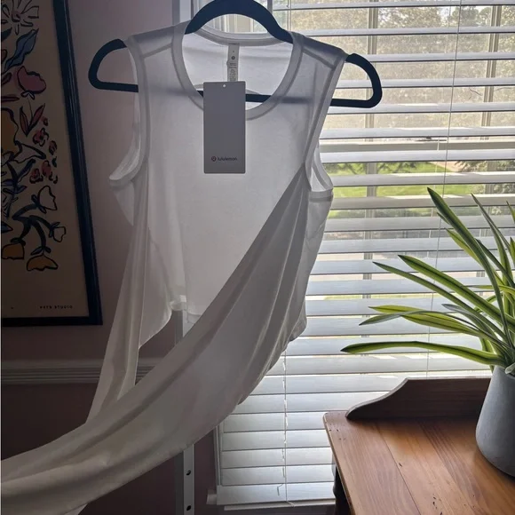 Lululemon Gather & Grow Tank - Picture 6 of 10